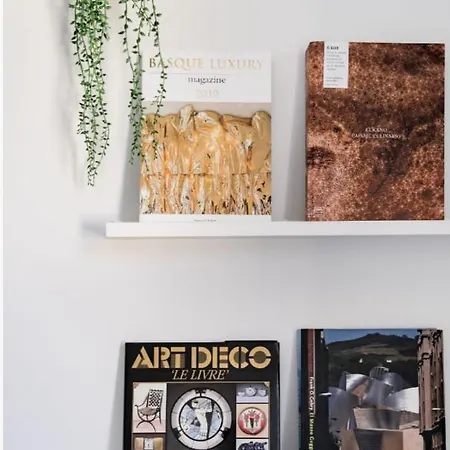 Eclectico En El Centro De La Ciudadac * San Sebastian